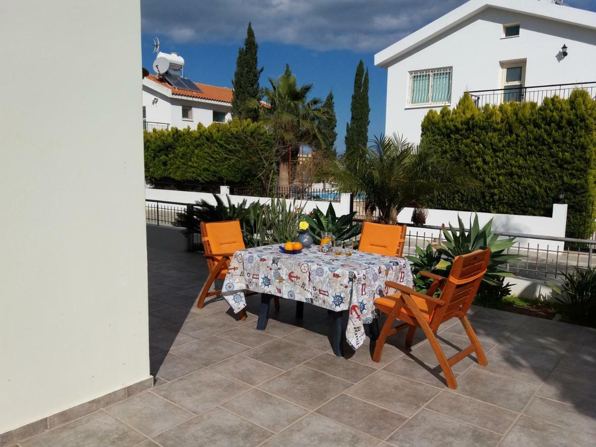 Family Home Protaras Buitenkant foto