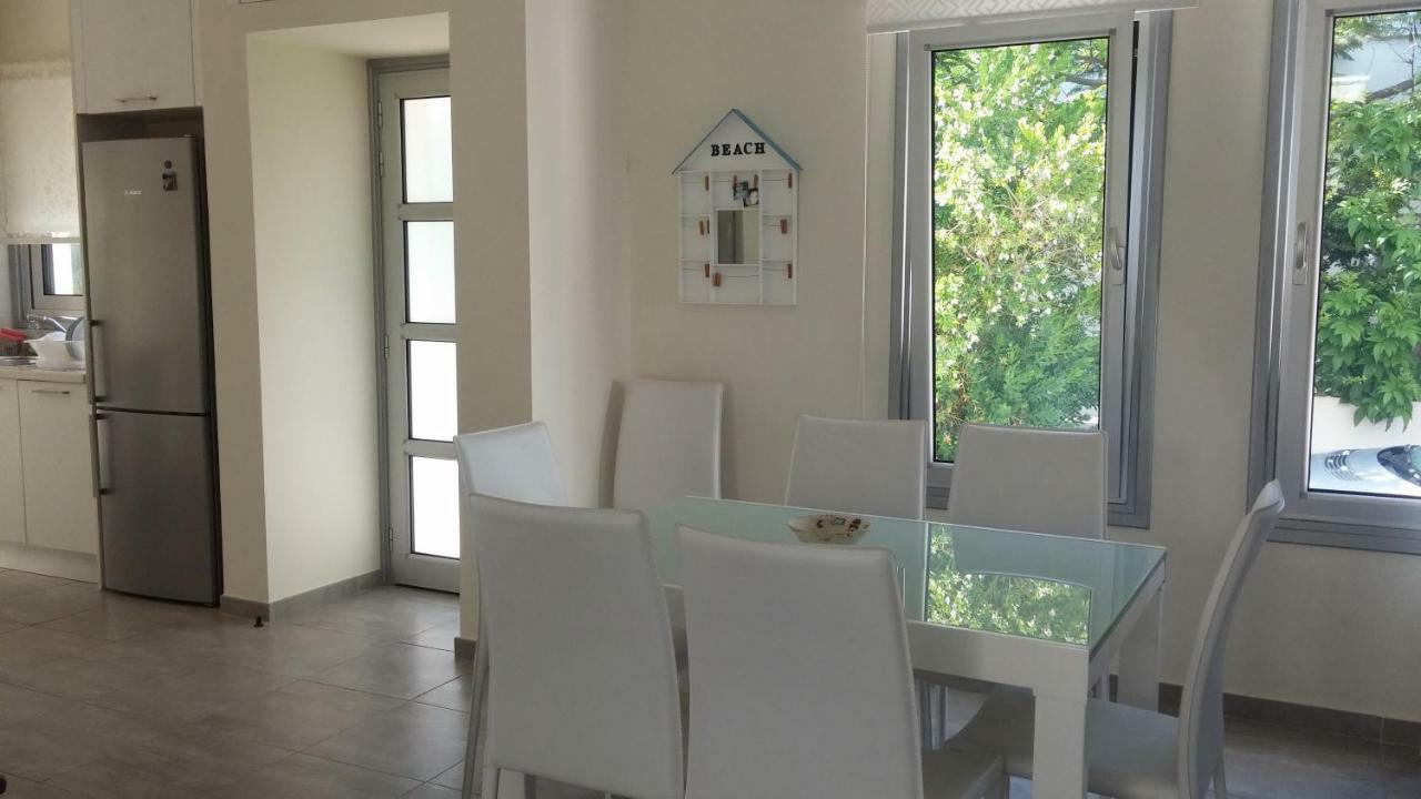Family Home Protaras Buitenkant foto
